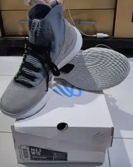Under Armour Curry 4 Flotro ( Legend)