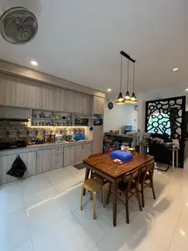 Rumah Bagus Sudah Renov Hadap Selatan di Prestigia Eminent Bsd City