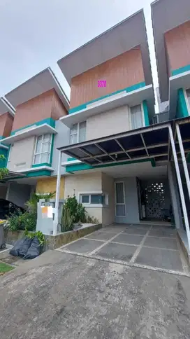 Disewakan Rumah Siap Huni di Cluster Lavesh, Harapan Indah, Bekasi.
