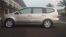 Nissan Grand livina 2010 Bensin