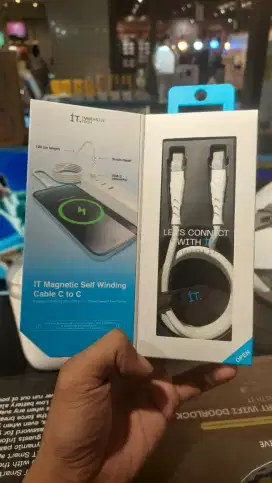 IT Magnetic  Self Winding Cable C to C