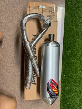 Knalpot gp7 wr155