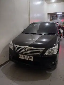TOYOTA INNOVA G Bensin 2013