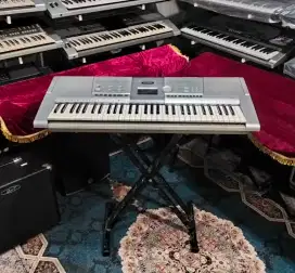 Keyboard Roland PSR 295