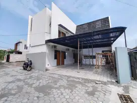 Rumah kost ekslusif 10 kamar tidur KM 6.5 dekat kampus UGM