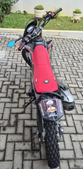 Honda CRF 2022 mulus