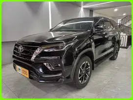 FORTUNER 2.4 GR AT 2021