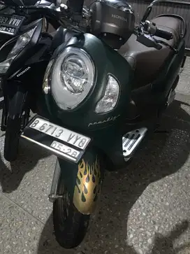 SCOOPY PRESTIGE