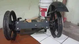 Roda tiga tidak ada ban