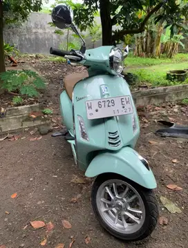 Vespa Primavera 2022