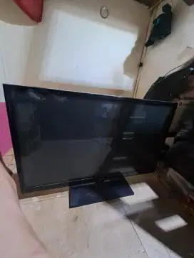 Tv LG 52in minat call me