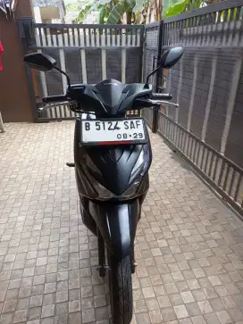 jual Honda Beat Deluxe CBS ISS Keyless/Remote 2024 Komplit 2 remote