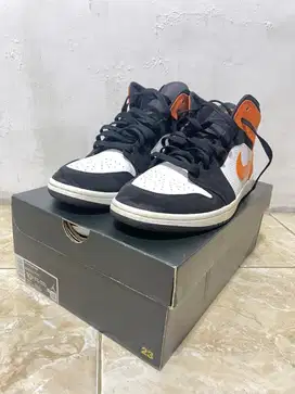 Air Jordan 1 Mid Termurah!!
