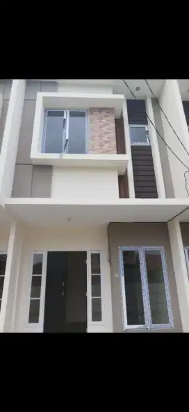 DISEWAKAN RUMAH DIPERUMAHAN PONDOK SURYA