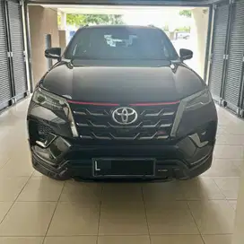 Toyota Fortuner 2.4 VRZ TRD Sportivo 4x2 AT 2021 Black Istimewa!