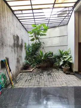 Dijual rumah Emerald bintaro  Sektor 9  Bintaro jaya