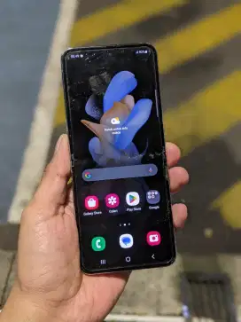 Samsung Z flip 4 256gb