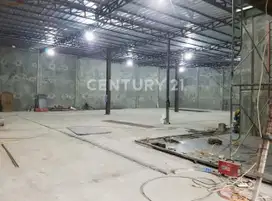 Gudang Lokasi Strategis Di Jl Raya Bekasi Jakarta Timur