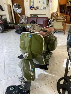 vespa super tahun 76
