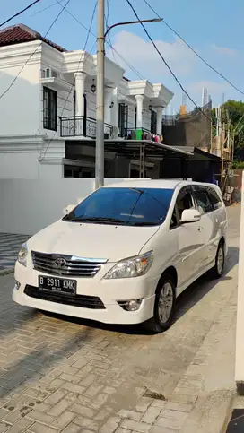 Toyota Kijang Innova V Luxury 2.0 2012 Termurah