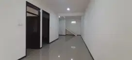 Rumah Taman Holis Indah 1 Bandung Siap Huni
