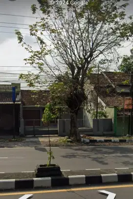 RUANG USAHA SBLH SLEMAN CITY HALL MANGKU JL. RAYA MAGELANG KM 9 SLEMAN