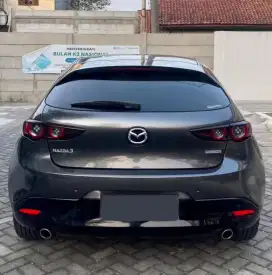 MURAH NIK 2021 Mazda 3 HB Hatchback skyactiv g sedan
