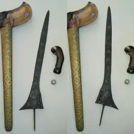 KERIS KEBO LAJER