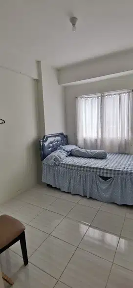 Disewakan Unit Apartemen Puncak Dharmahusada 2BR Tinggal Bawa Koper