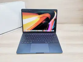 Macbook Air M2 2022 13inch 8GB 256GB Midnight Fullset
