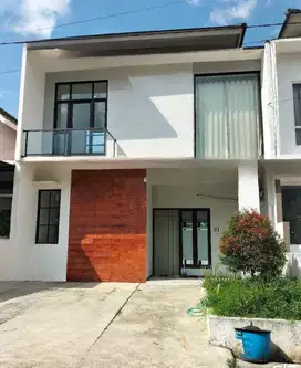 RUMAH 2 LANTAI DEKAT BSB CITY MIJEN