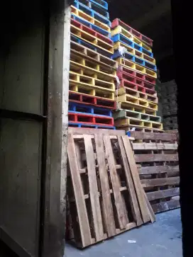 palet kayu bekas