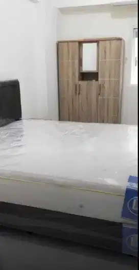 Disewakan Unit Apartemen Puncak Dharmahusada 3BR Tinggal Bawa Koper