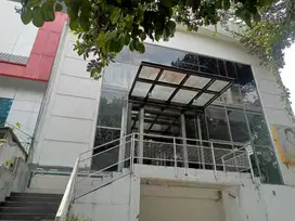 Ruang Usaha Sangat Strategis Pusat Kota Bandung di Mainroad jalan Riau