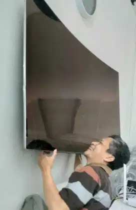 pemasangan & jual bracket utk gantungan tv led lcd di tembok kuat aman