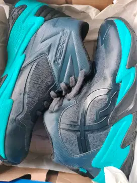 Sepatu Volly Fixch