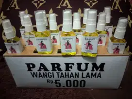 Parfum murah meriah harga merakyat wangi nya tahan Berjam jam