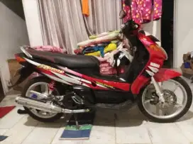 YAMAHA NIOUVO LELE 2004