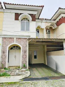 Di jual rumah 2 lantai dalam cluster di harjamukti cimanggis depok
