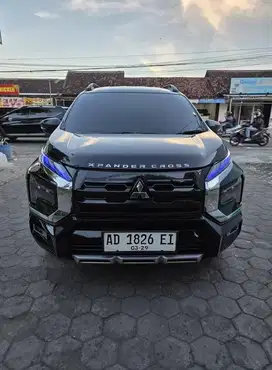 xpander cross matic tahun 2024