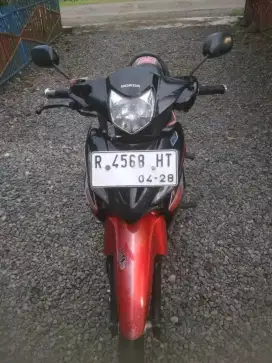 Revo tahun 2008