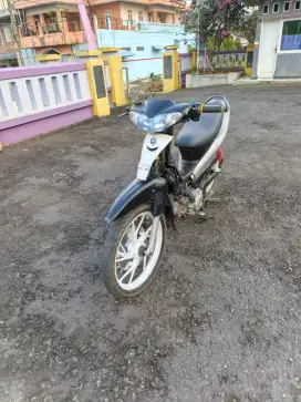 Yamaha jupiter z 2005
