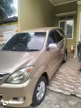 Di jual Toyota Avanza tipe G tahun  2009