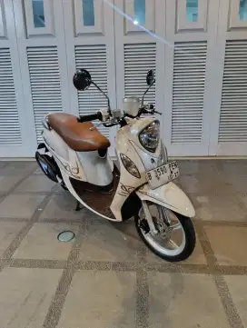 Bissmillah dijual motor Yamaha Fino premium 2017 istimewa