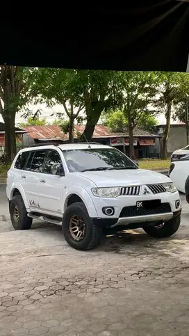 Pajero sport 2009