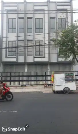 Disewakan Ruko Tambaksari