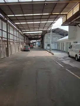 Gudang Ex Pabrik Di Daan Mogot Km 16, Jakarta Barat.