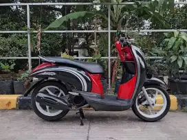 Honda Scoopy Karbu Hitam Merah 2011