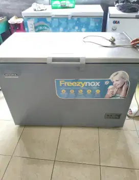 FREEZER MODENA MD 30