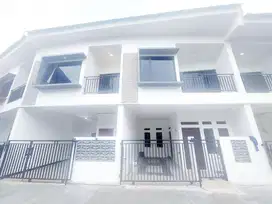 JUAL MURAH RUMAH EXCLUSIVE AKSES JALAN 2 MOBIL LOKASI DEKAT TOL JORR